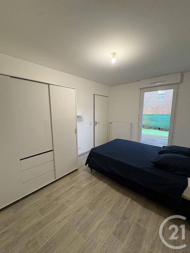 Appartement F2 à louer - 2 pièces - 39.08 m2 - VIGNEUX SUR SEINE - 91 - ILE-DE-FRANCE - Century 21 Optimmo