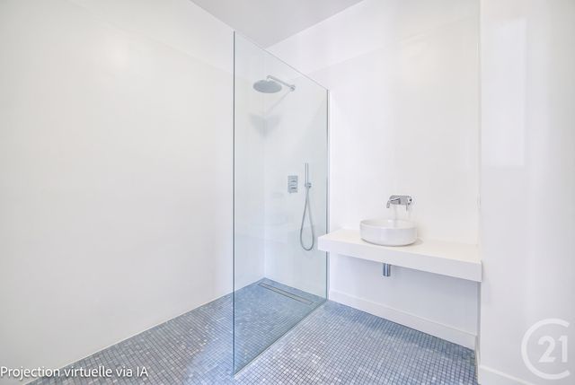 Appartement F2 à vendre - 2 pièces - 43.47 m2 - PARIS - 75013 - ILE-DE-FRANCE - Century 21 Optimmo
