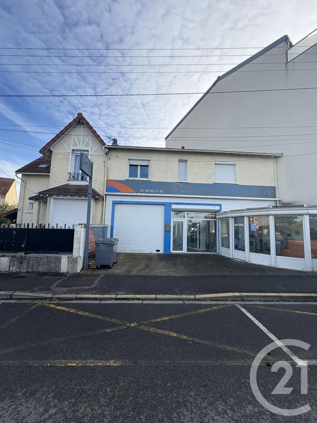 Immeuble à vendre VIGNEUX SUR SEINE