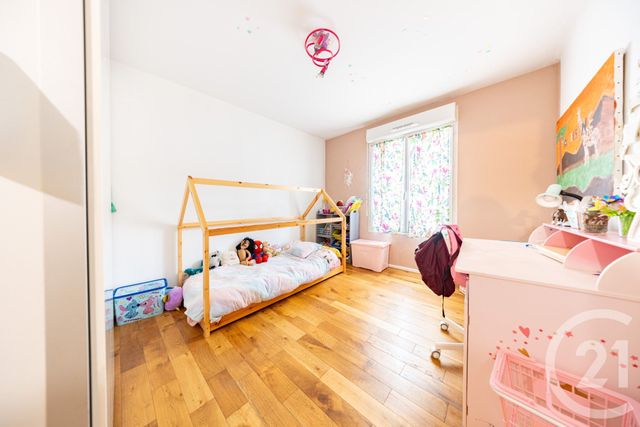 Appartement F5 à vendre - 5 pièces - 93.0 m2 - VIGNEUX SUR SEINE - 91 - ILE-DE-FRANCE - Century 21 Optimmo