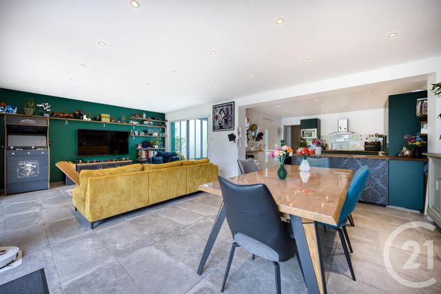 maison à vendre - 6 pièces - 145.0 m2 - VIGNEUX SUR SEINE - 91 - ILE-DE-FRANCE - Century 21 Optimmo