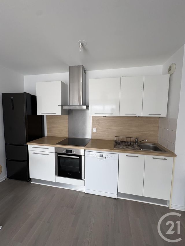 Appartement F3 à louer - 3 pièces - 56.25 m2 - VIGNEUX SUR SEINE - 91 - ILE-DE-FRANCE - Century 21 Optimmo