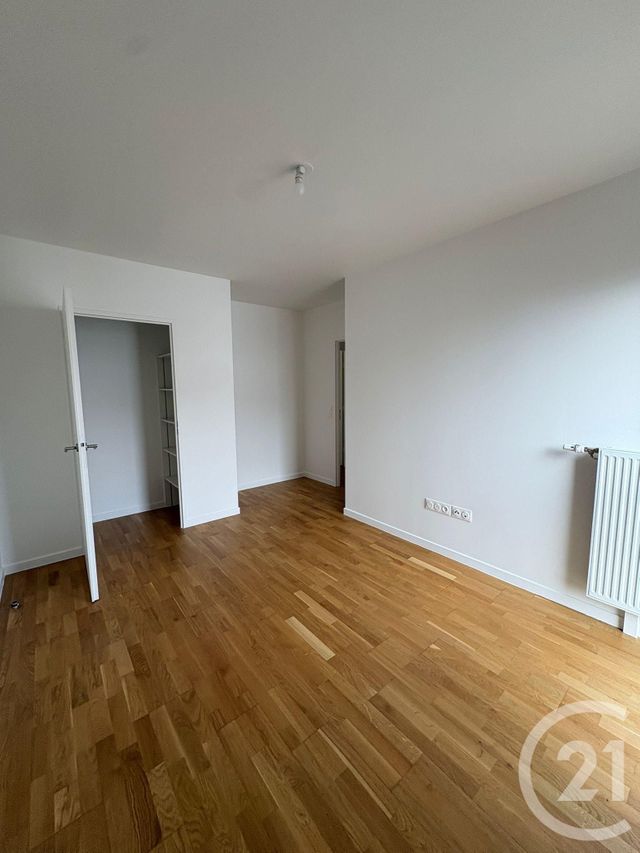 Appartement F4 à louer - 4 pièces - 97.1 m2 - VIGNEUX SUR SEINE - 91 - ILE-DE-FRANCE - Century 21 Optimmo