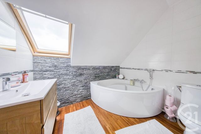 maison à vendre - 5 pièces - 96.0 m2 - VIGNEUX SUR SEINE - 91 - ILE-DE-FRANCE - Century 21 Optimmo