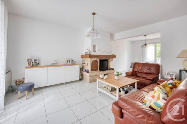 maison à vendre - 5 pièces - 96.0 m2 - VIGNEUX SUR SEINE - 91 - ILE-DE-FRANCE - Century 21 Optimmo