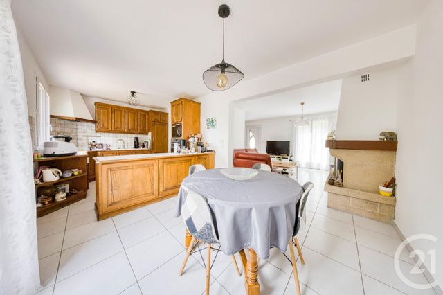 maison à vendre - 5 pièces - 96.0 m2 - VIGNEUX SUR SEINE - 91 - ILE-DE-FRANCE - Century 21 Optimmo