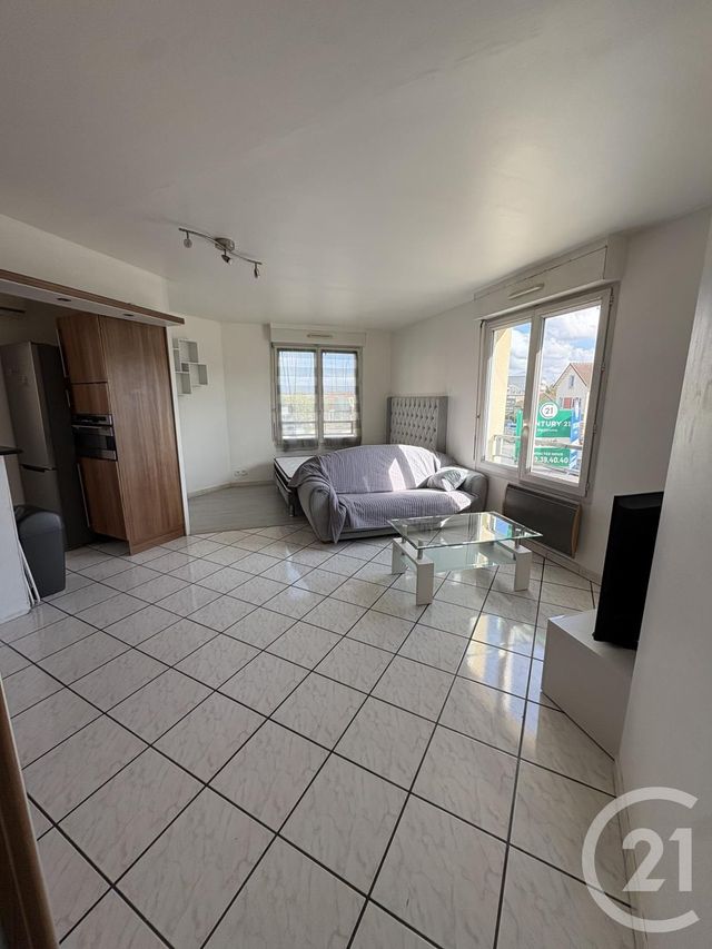 Appartement F1 à louer - 1 pièce - 36.76 m2 - VIGNEUX SUR SEINE - 91 - ILE-DE-FRANCE - Century 21 Optimmo