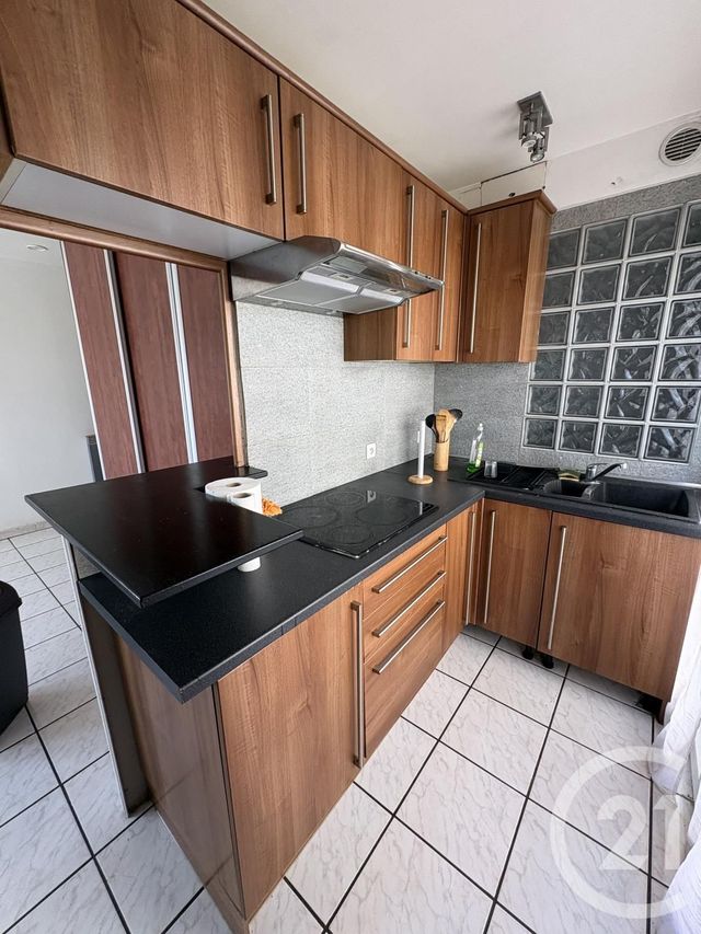 Appartement F1 à louer - 1 pièce - 36.76 m2 - VIGNEUX SUR SEINE - 91 - ILE-DE-FRANCE - Century 21 Optimmo