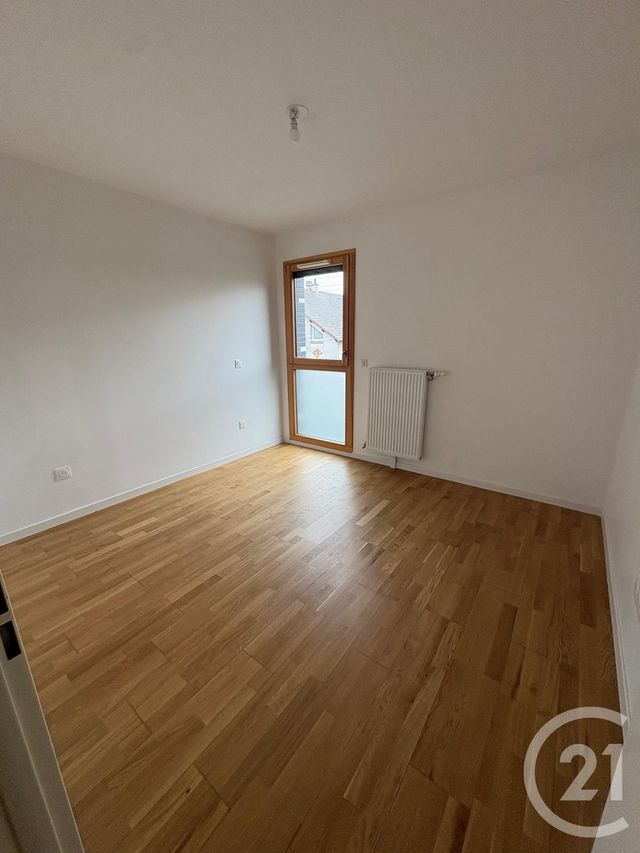 Appartement F2 à louer - 2 pièces - 55.5 m2 - VIGNEUX SUR SEINE - 91 - ILE-DE-FRANCE - Century 21 Optimmo