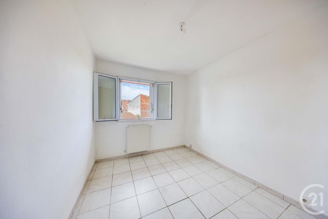 maison à vendre - 5 pièces - 77.38 m2 - VIGNEUX SUR SEINE - 91 - ILE-DE-FRANCE - Century 21 Optimmo