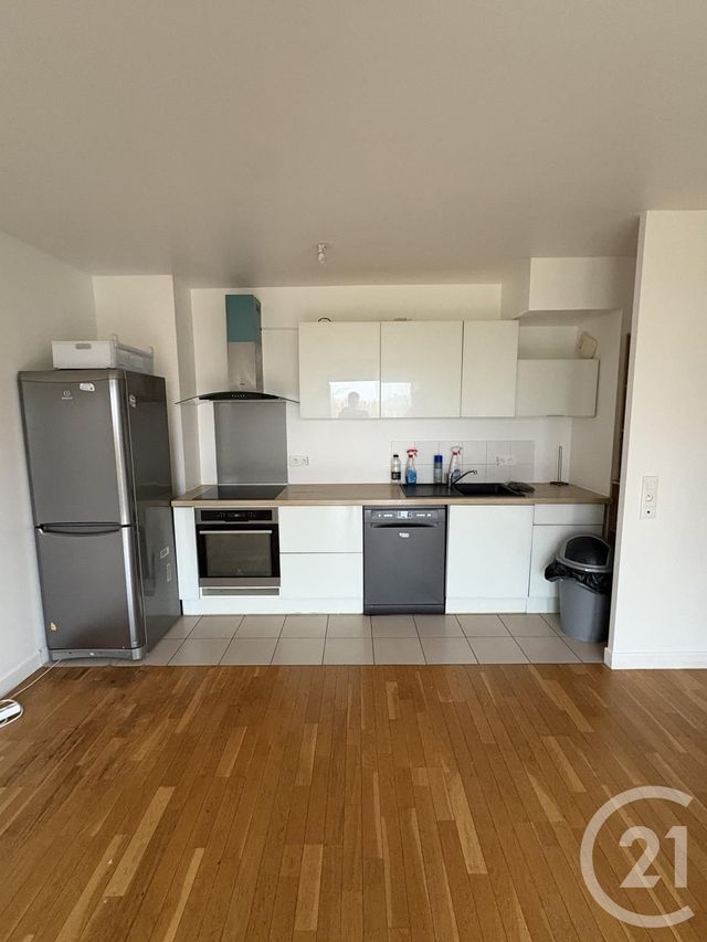 Appartement F3 à vendre - 3 pièces - 62.05 m2 - ST PIERRE DU PERRAY - 91 - ILE-DE-FRANCE - Century 21 Optimmo