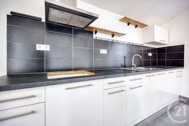 maison à vendre - 4 pièces - 92.0 m2 - VIGNEUX SUR SEINE - 91 - ILE-DE-FRANCE - Century 21 Optimmo