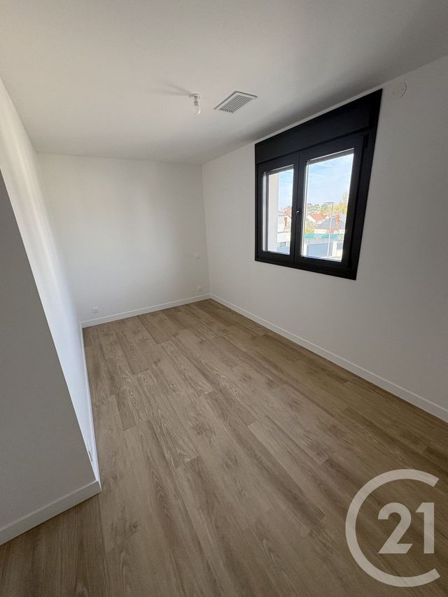 Appartement F4 à louer - 4 pièces - 80.46 m2 - DRAVEIL - 91 - ILE-DE-FRANCE - Century 21 Optimmo