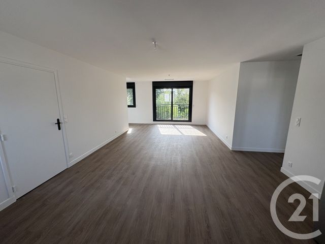 Appartement F4 à louer - 4 pièces - 80.46 m2 - DRAVEIL - 91 - ILE-DE-FRANCE - Century 21 Optimmo