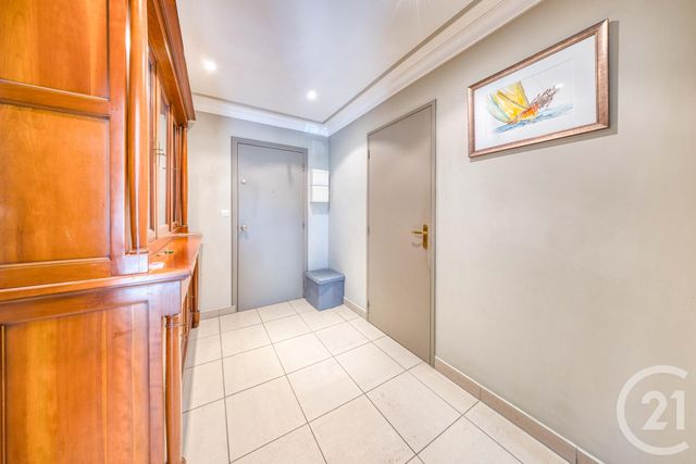 Appartement F3 à vendre - 3 pièces - 68.52 m2 - YERRES - 91 - ILE-DE-FRANCE - Century 21 Optimmo