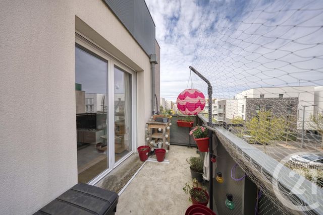 Appartement F3 à vendre - 3 pièces - 54.33 m2 - VIGNEUX SUR SEINE - 91 - ILE-DE-FRANCE - Century 21 Optimmo