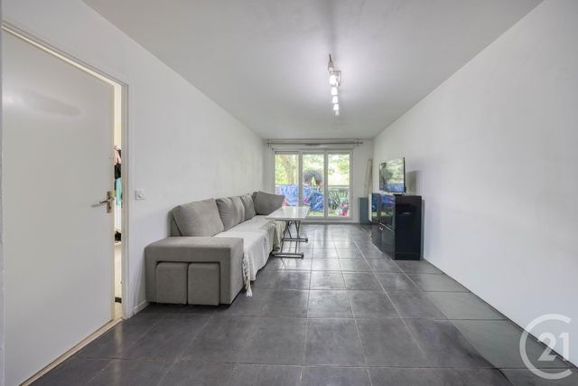 Appartement F4 à vendre - 4 pièces - 73.15 m2 - VIGNEUX SUR SEINE - 91 - ILE-DE-FRANCE - Century 21 Optimmo