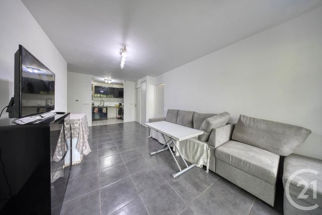 Appartement F4 à vendre - 4 pièces - 73.15 m2 - VIGNEUX SUR SEINE - 91 - ILE-DE-FRANCE - Century 21 Optimmo