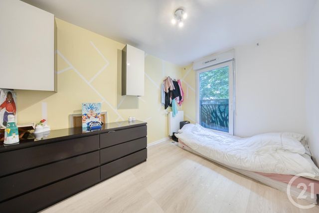 Appartement F4 à vendre - 4 pièces - 73.15 m2 - VIGNEUX SUR SEINE - 91 - ILE-DE-FRANCE - Century 21 Optimmo