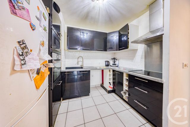 Appartement F4 à vendre - 4 pièces - 73.15 m2 - VIGNEUX SUR SEINE - 91 - ILE-DE-FRANCE - Century 21 Optimmo
