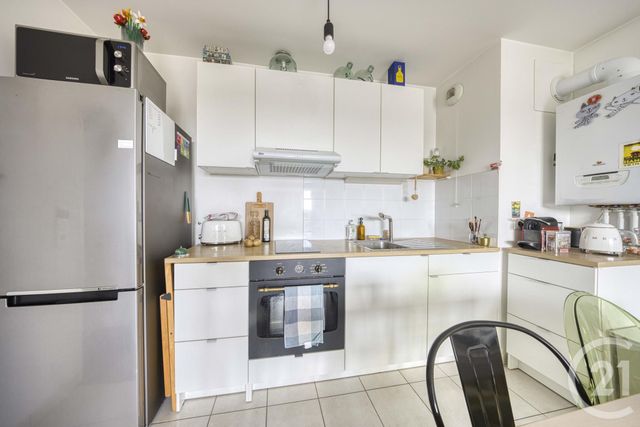 Appartement F3 à vendre - 3 pièces - 58.77 m2 - ABLON SUR SEINE - 94 - ILE-DE-FRANCE - Century 21 Optimmo