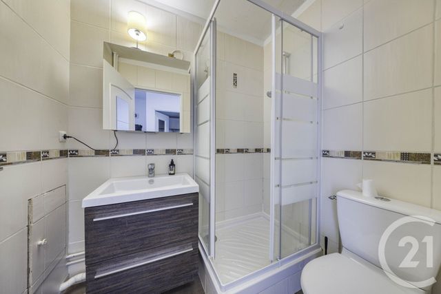 Appartement Studio à vendre - 1 pièce - 29.84 m2 - VIGNEUX SUR SEINE - 91 - ILE-DE-FRANCE - Century 21 Optimmo