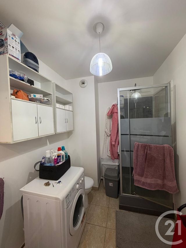 Appartement F2 à louer - 2 pièces - 49.0 m2 - VIGNEUX SUR SEINE - 91 - ILE-DE-FRANCE - Century 21 Optimmo