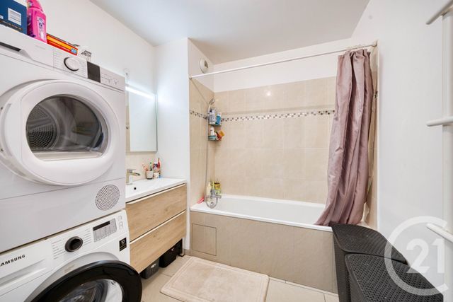 Appartement F5 à vendre - 5 pièces - 96.0 m2 - VIGNEUX SUR SEINE - 91 - ILE-DE-FRANCE - Century 21 Optimmo