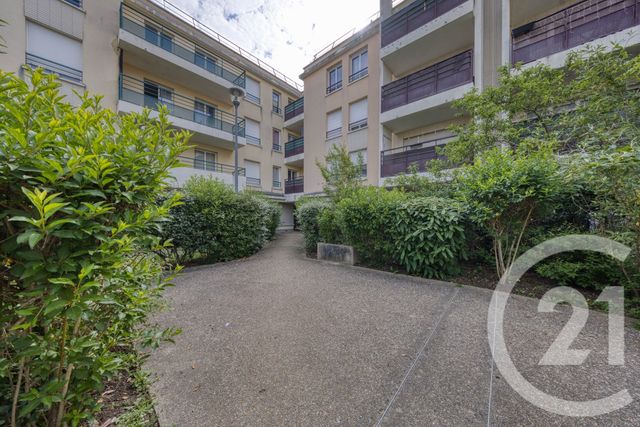 Appartement F5 à vendre - 5 pièces - 96.0 m2 - VIGNEUX SUR SEINE - 91 - ILE-DE-FRANCE - Century 21 Optimmo