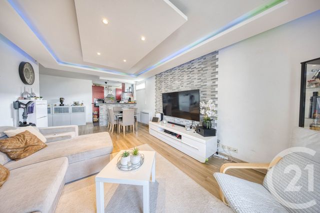 Appartement F5 à vendre - 5 pièces - 96.0 m2 - VIGNEUX SUR SEINE - 91 - ILE-DE-FRANCE - Century 21 Optimmo