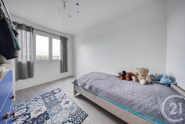 Appartement F4 à vendre - 4 pièces - 94.0 m2 - VIGNEUX SUR SEINE - 91 - ILE-DE-FRANCE - Century 21 Optimmo