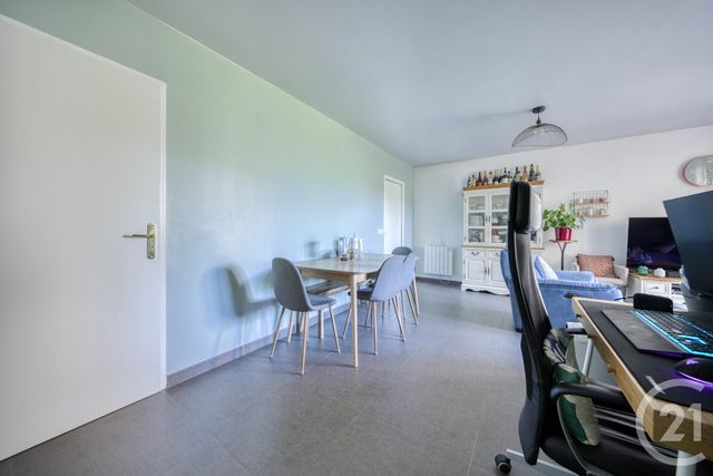 Appartement F3 à vendre - 3 pièces - 67.16 m2 - VIGNEUX SUR SEINE - 91 - ILE-DE-FRANCE - Century 21 Optimmo