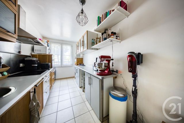 Appartement F3 à vendre - 3 pièces - 67.16 m2 - VIGNEUX SUR SEINE - 91 - ILE-DE-FRANCE - Century 21 Optimmo