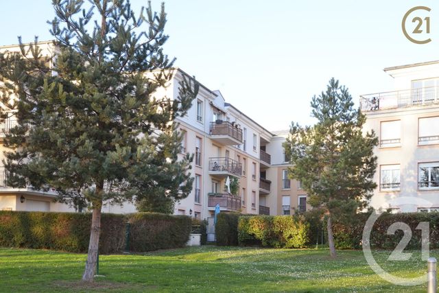 Appartement F3 à vendre - 3 pièces - 63.76 m2 - VIGNEUX SUR SEINE - 91 - ILE-DE-FRANCE - Century 21 Optimmo