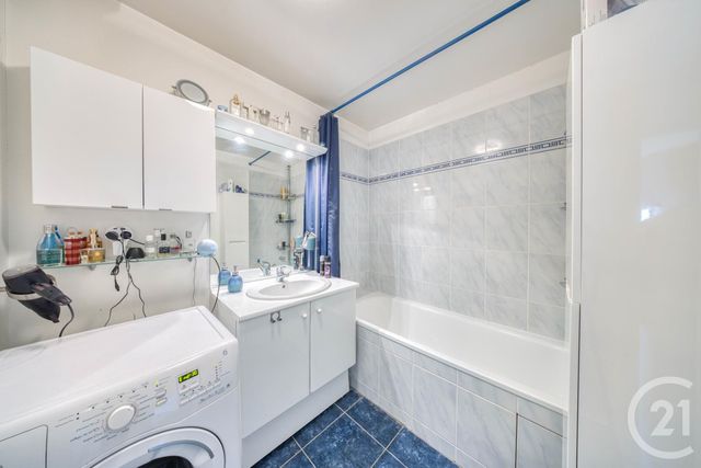 Appartement F3 à vendre - 3 pièces - 63.76 m2 - VIGNEUX SUR SEINE - 91 - ILE-DE-FRANCE - Century 21 Optimmo