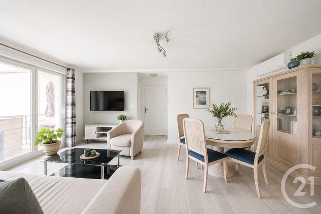 Appartement F3 à vendre - 3 pièces - 63.76 m2 - VIGNEUX SUR SEINE - 91 - ILE-DE-FRANCE - Century 21 Optimmo
