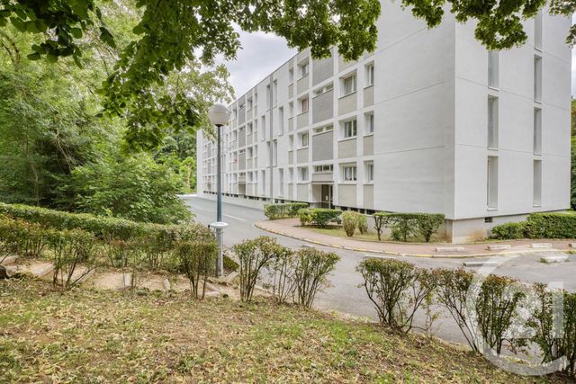 Appartement F4 à vendre - 4 pièces - 68.08 m2 - CROSNE - 91 - ILE-DE-FRANCE - Century 21 Optimmo