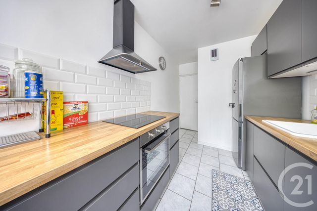 Appartement F4 à vendre - 4 pièces - 68.08 m2 - CROSNE - 91 - ILE-DE-FRANCE - Century 21 Optimmo