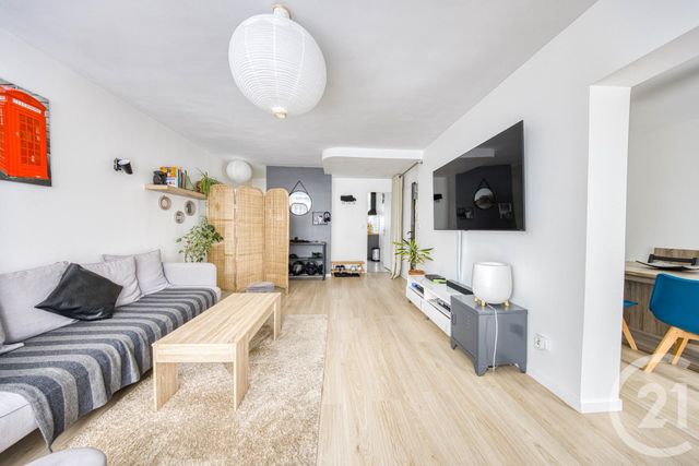 Appartement F4 à vendre - 4 pièces - 68.08 m2 - CROSNE - 91 - ILE-DE-FRANCE - Century 21 Optimmo
