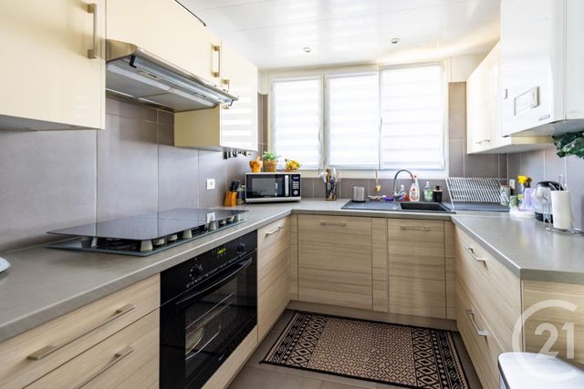 Appartement F4 à vendre - 4 pièces - 67.38 m2 - VIGNEUX SUR SEINE - 91 - ILE-DE-FRANCE - Century 21 Optimmo