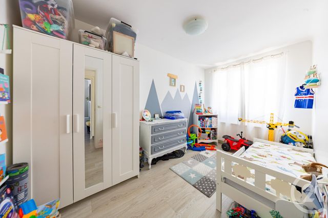Appartement F4 à vendre - 4 pièces - 67.38 m2 - VIGNEUX SUR SEINE - 91 - ILE-DE-FRANCE - Century 21 Optimmo
