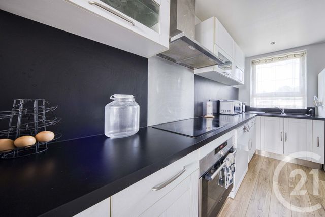 Appartement F3 à vendre - 3 pièces - 53.02 m2 - YERRES - 91 - ILE-DE-FRANCE - Century 21 Optimmo