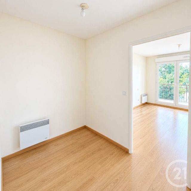 Appartement Duplex à vendre - 3 pièces - 65.19 m2 - VIGNEUX SUR SEINE - 91 - ILE-DE-FRANCE - Century 21 Optimmo