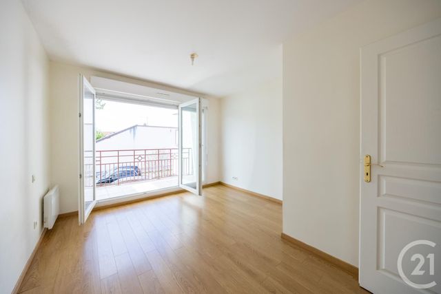 Appartement Duplex à vendre - 3 pièces - 65.19 m2 - VIGNEUX SUR SEINE - 91 - ILE-DE-FRANCE - Century 21 Optimmo
