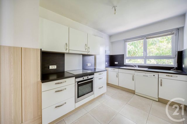 Appartement F2 à vendre - 2 pièces - 57.26 m2 - YERRES - 91 - ILE-DE-FRANCE - Century 21 Optimmo