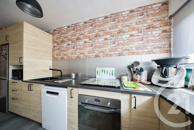 Appartement F4 à vendre - 4 pièces - 79.0 m2 - BRUNOY - 91 - ILE-DE-FRANCE - Century 21 Optimmo