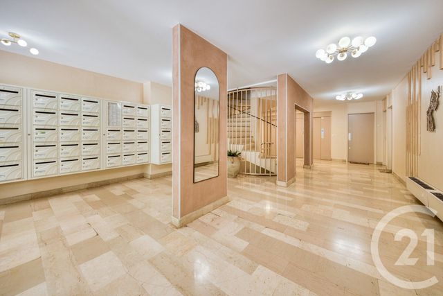 Appartement F4 à vendre - 4 pièces - 79.0 m2 - BRUNOY - 91 - ILE-DE-FRANCE - Century 21 Optimmo