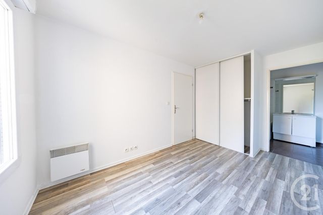Appartement F2 à vendre - 2 pièces - 39.0 m2 - VIGNEUX SUR SEINE - 91 - ILE-DE-FRANCE - Century 21 Optimmo
