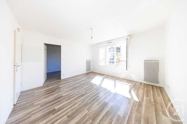 Appartement F2 à vendre - 2 pièces - 39.0 m2 - VIGNEUX SUR SEINE - 91 - ILE-DE-FRANCE - Century 21 Optimmo