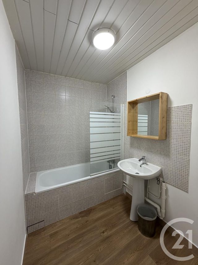 Appartement à louer - 3 pièces - 65.43 m2 - DRAVEIL - 91 - ILE-DE-FRANCE - Century 21 Optimmo